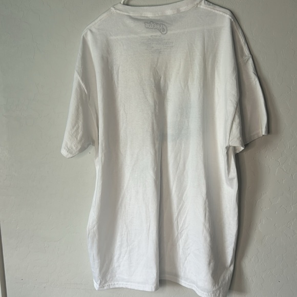 White graphic tee - Picture 2 of 2